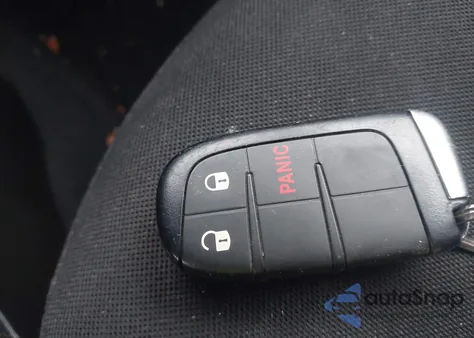 2023 Jeep Renegade Latitude 4X4 z USA, uszkodzony, nr VIN ZACNJDB11PPP69320